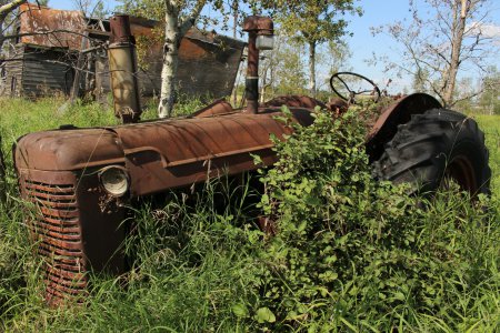 abandoned-tractor-farm-rust.jpg