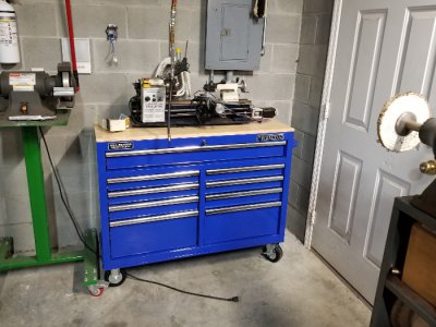 09 12 22 CNC lathe Yukon tool chest 04 in workshop assembled small.jpg