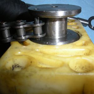 Speed change hub showing the chain attached with a roll pin