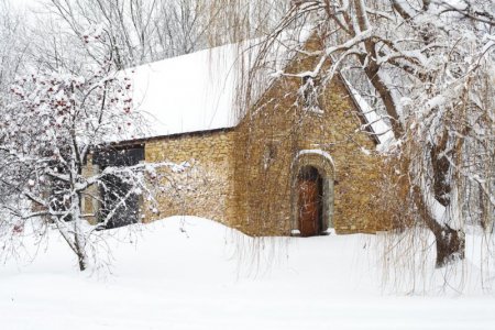 Garage Winter 4.jpg