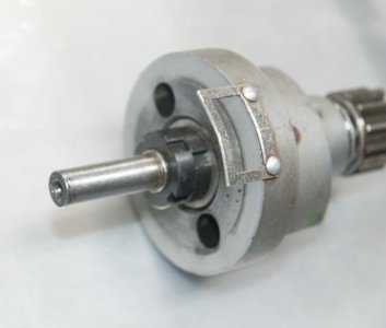 Grizzly_G9249_carriage_lead_screw_locknuts_8177.jpg