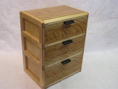 birch chest a.jpg