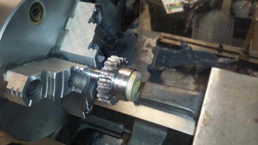 Gear Hub Cut.jpg