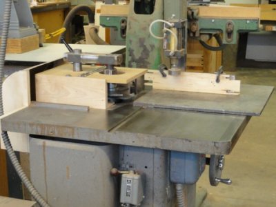 shaper tenon jig a.jpg