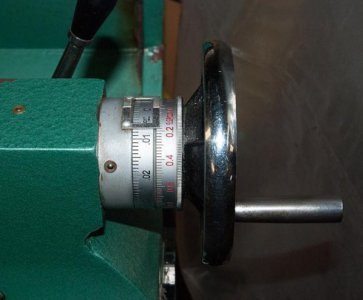 Tailstock_handwheel_scale_working_5837.jpg