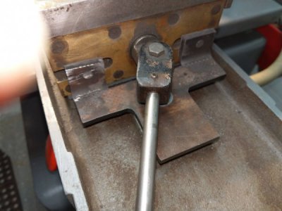 IMAG0028-new-chuck-clamp.jpg