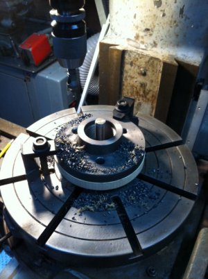 Rotary table.JPG