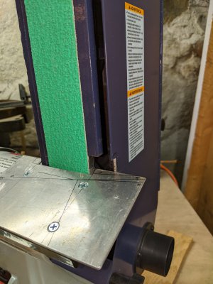 belt grinder with notch and table.jpg