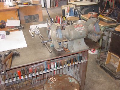 grinder  n welding table.JPG