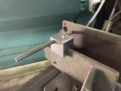 vise stop in saw.jpg