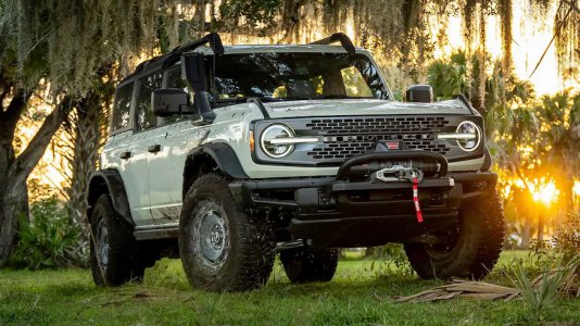 2022-Ford-Bronco-Everglades-11.jpg