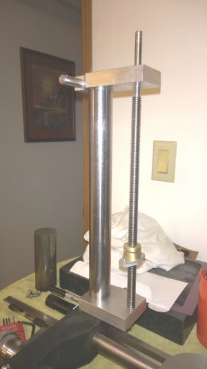 wheel head elevation screw.jpg